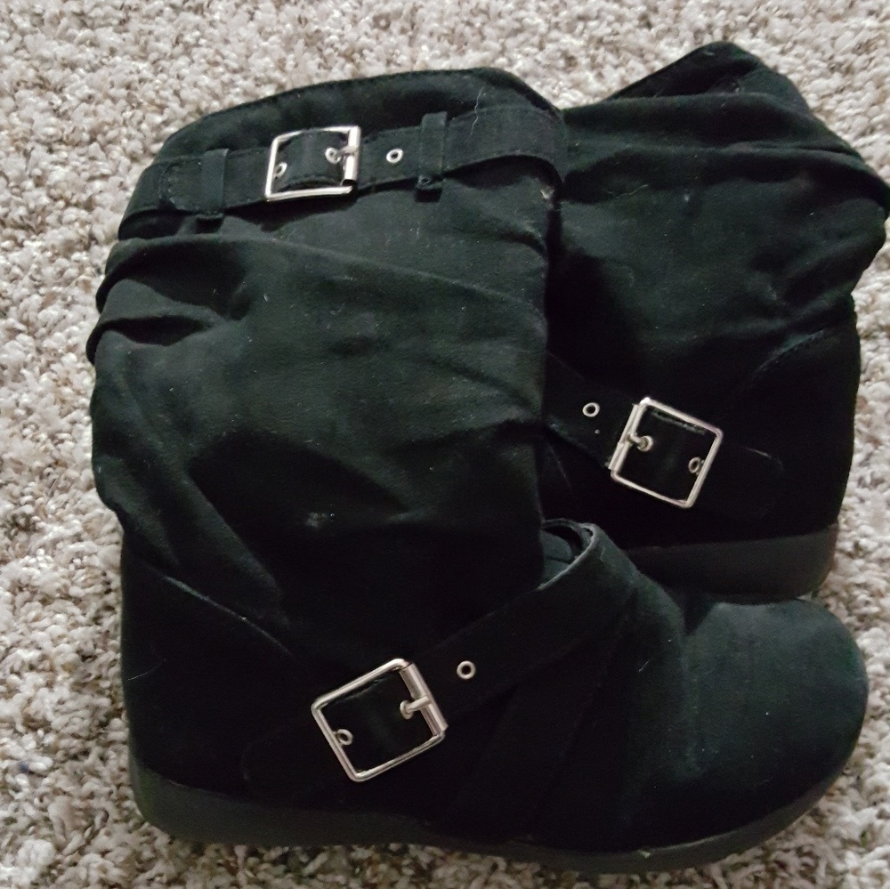 Black boots